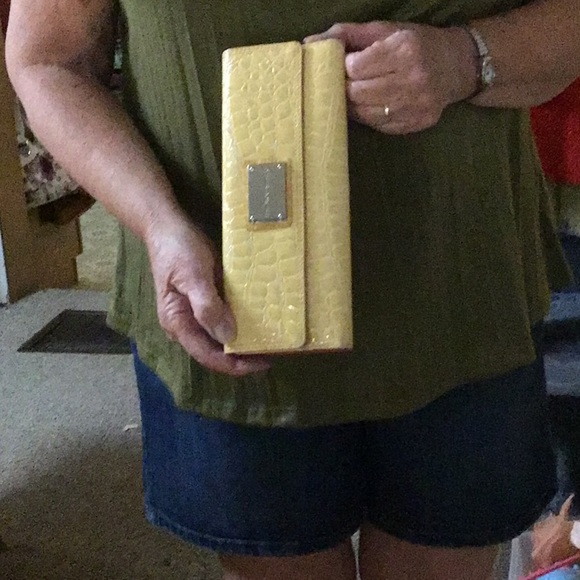 FRANCO SARTO women's wallet pink inside goldish outside - Picture 4 of 5